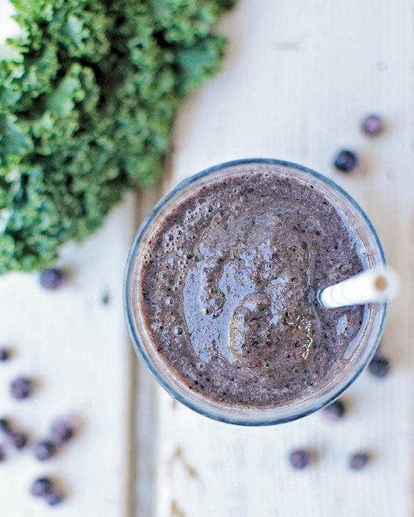 Kickin’ Blueberry Kale Smoothie