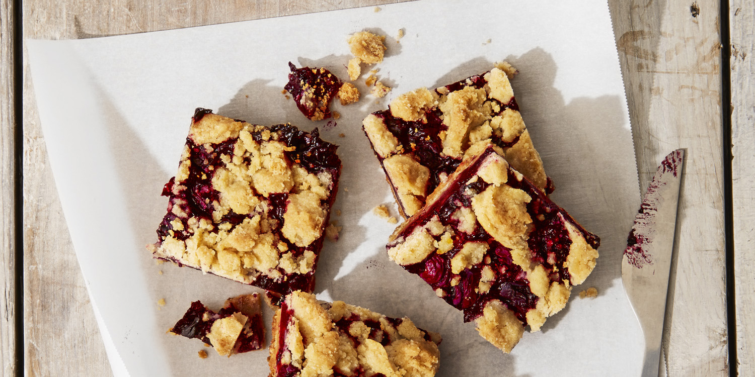 blueberry crumb bars