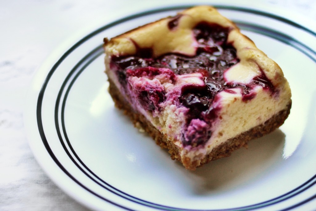 BLUEBERRY PIE BARS