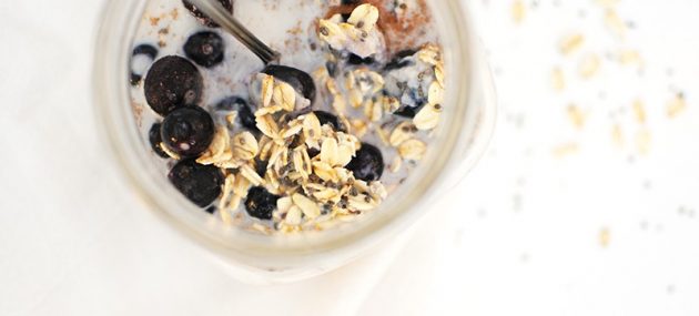 Overnight Oats with Blueberries