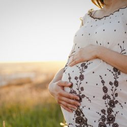 Is It Safe For Pregnant Women To Eat Blueberries?