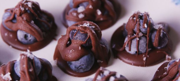 Chocolate Blueberry Clusters