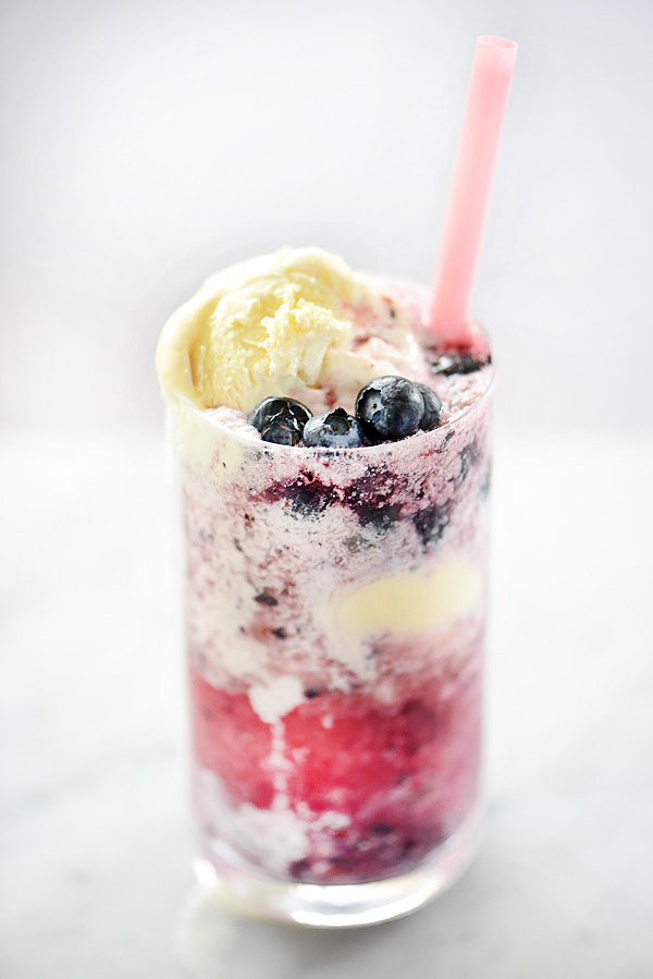 blueberry float