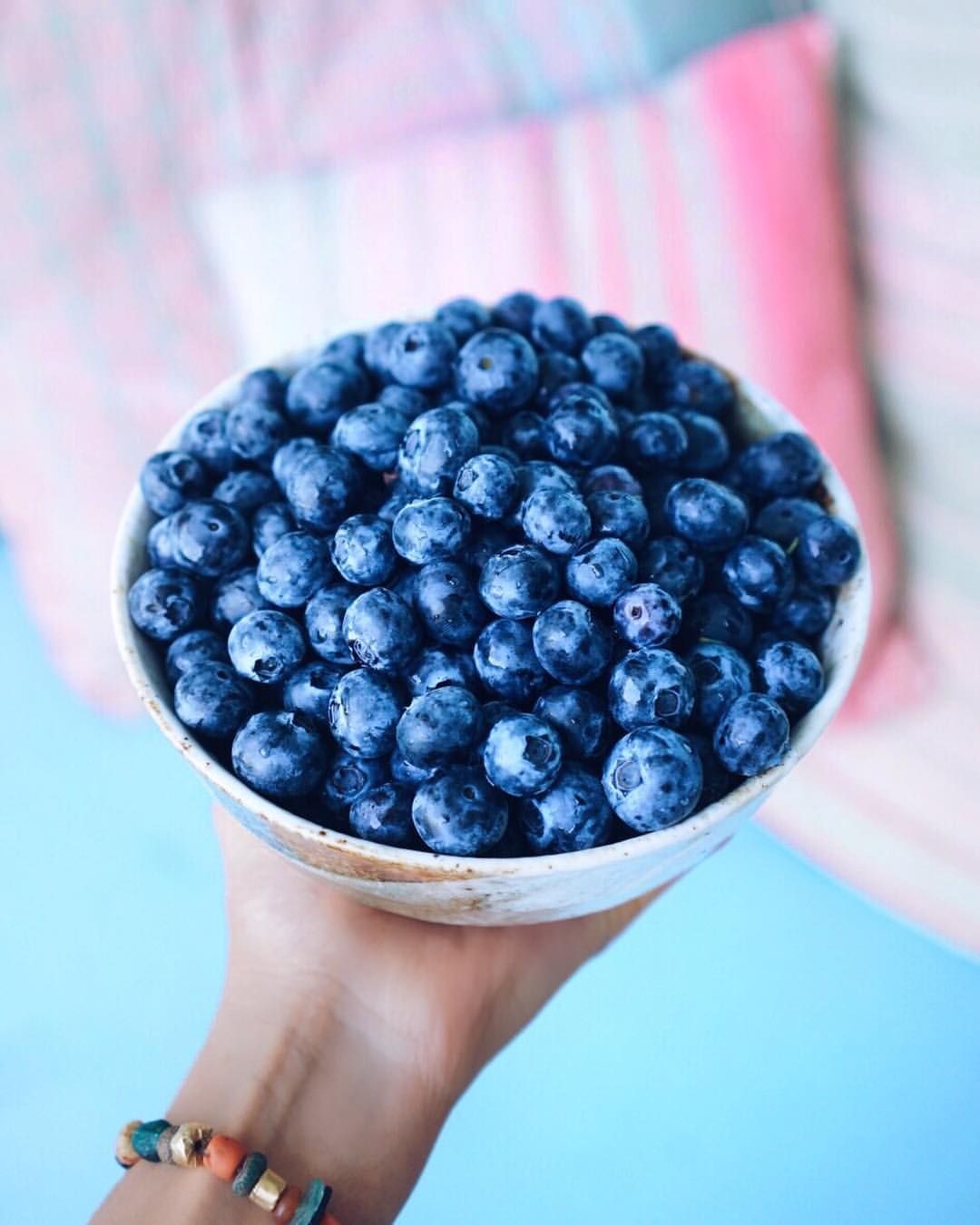 Raw Is The Best Way To Eat Blueberries